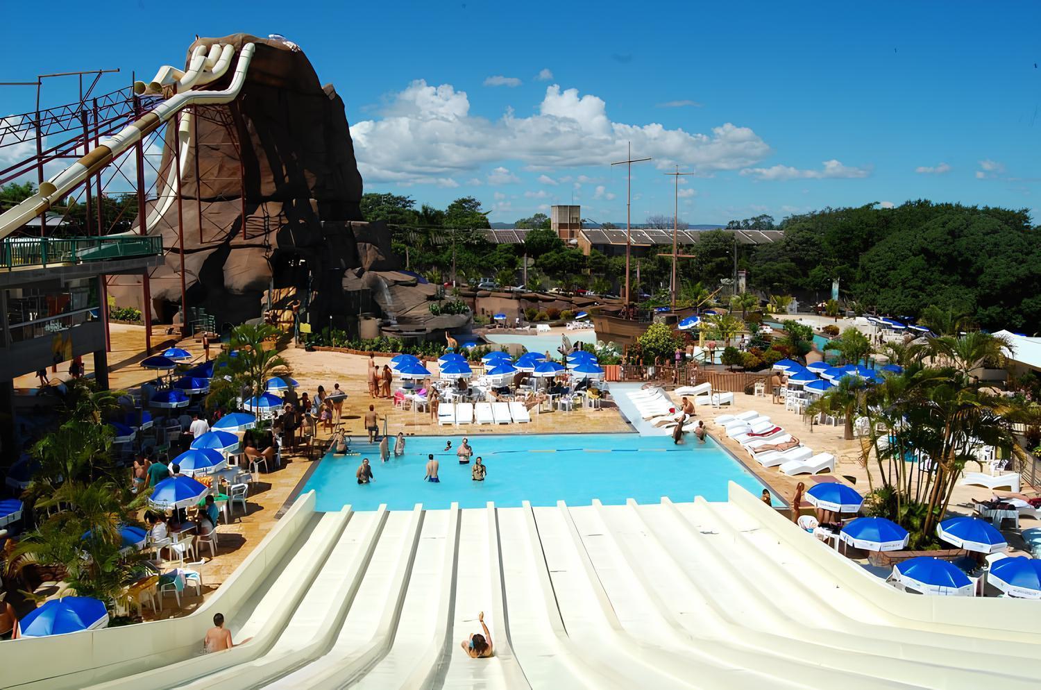 Apartmán Piazza Diroma Com Acesso Ao Acqua Park Caldas Novas Exteriér fotografie